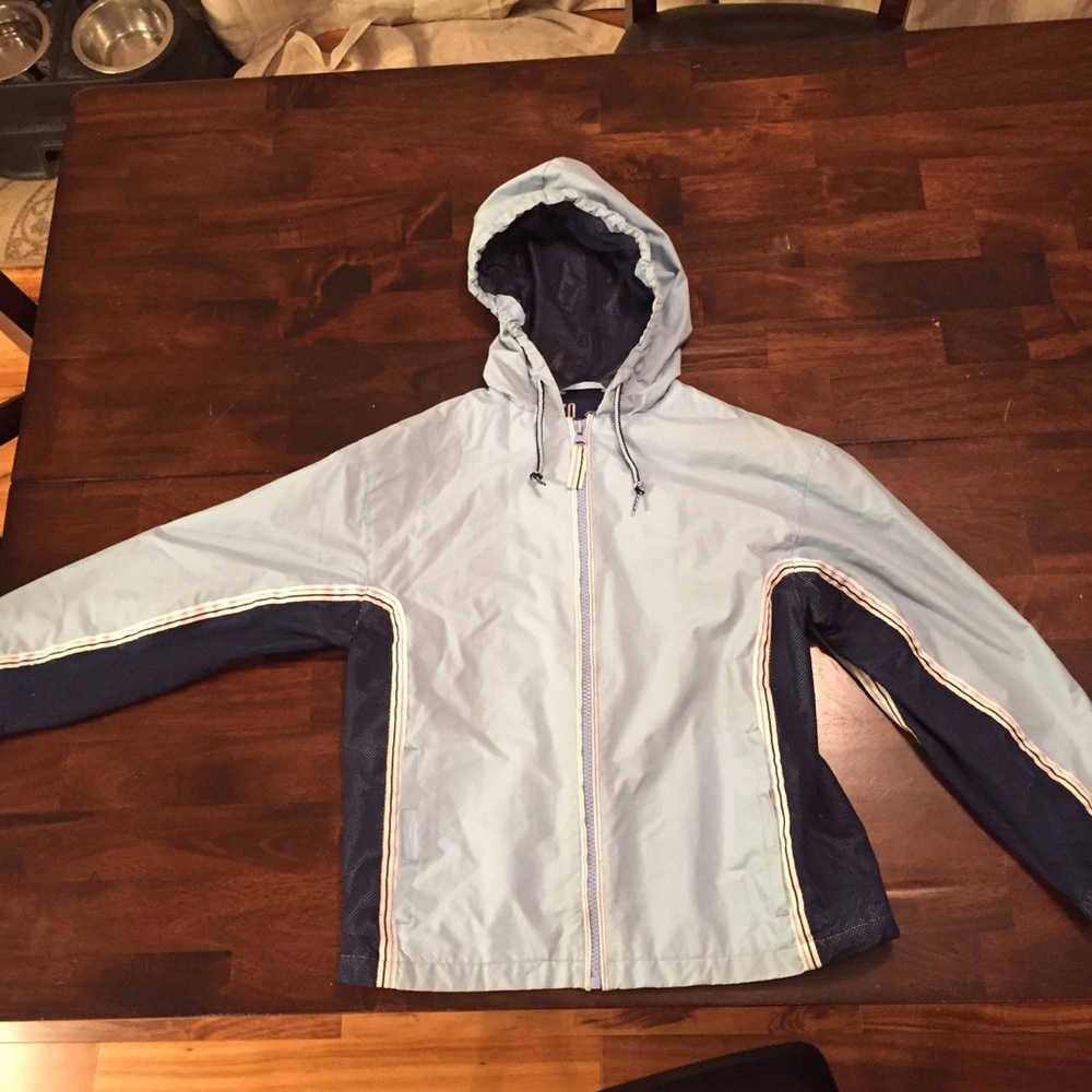 Blue windbreaker 💨